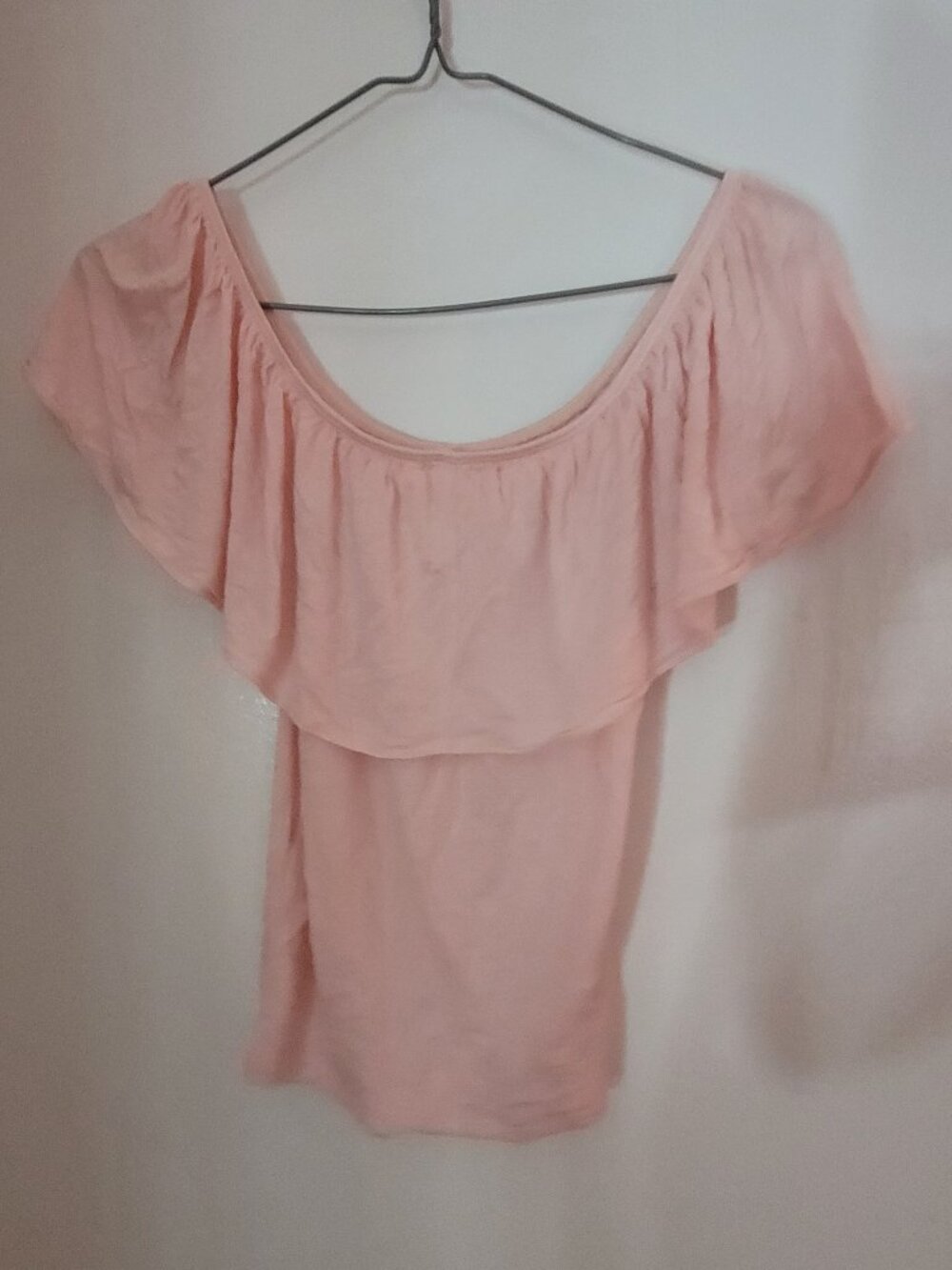 Cute baby pink elastic shoulder top